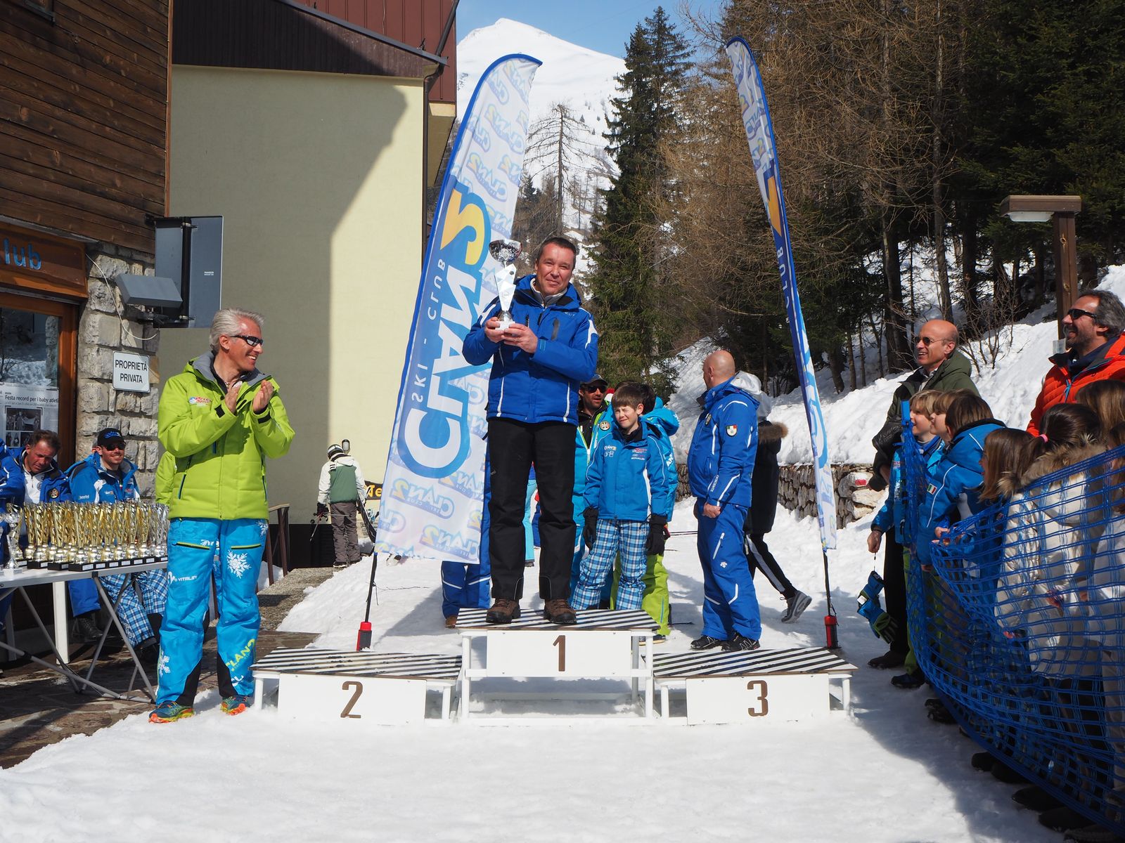 Prem Camp Sociali 18 046